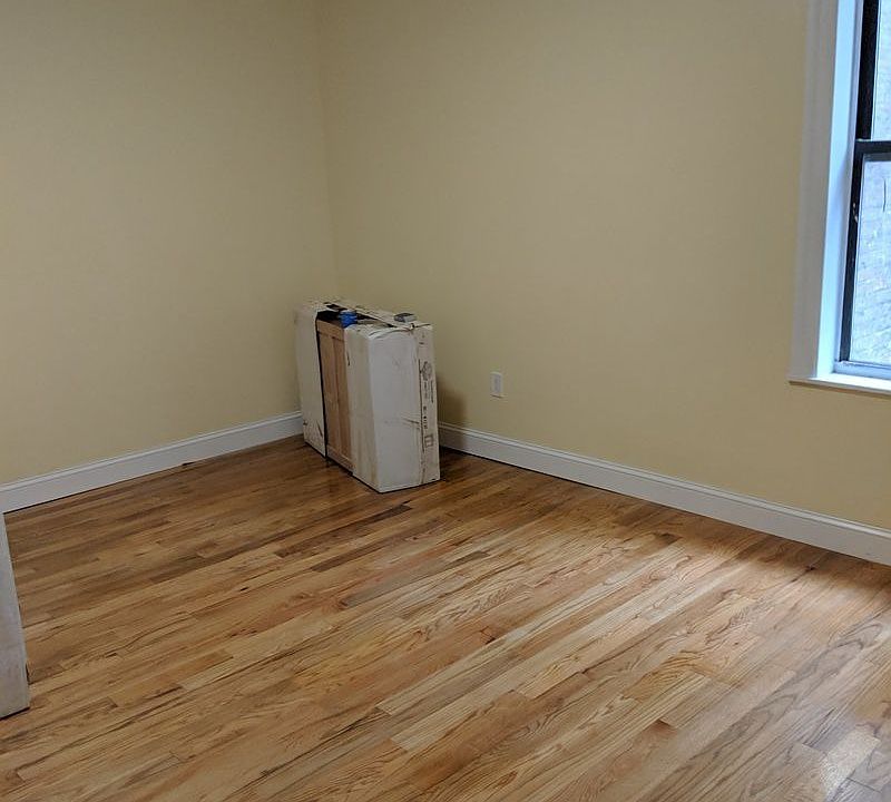 2nd image of 170 E 19th St APT 1E