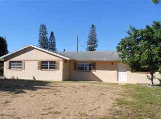 4783 Escobar Ave, Naples, FL 34103