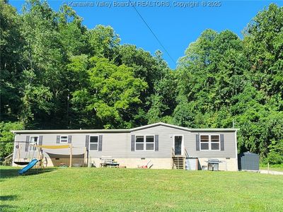 2573 Pentacre Rd, Elkview, WV, 25071
