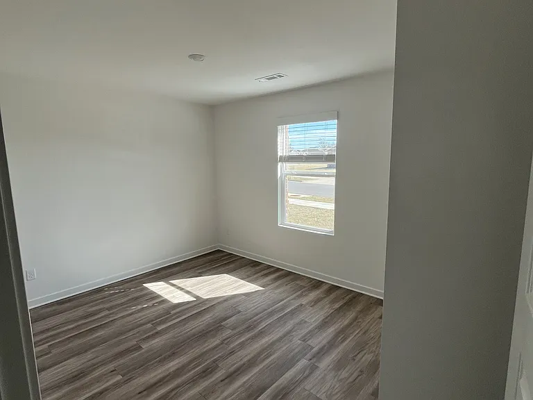 525 Arizona St — Photo 22