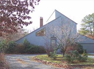 193 Route 114, East Hampton, NY 11937