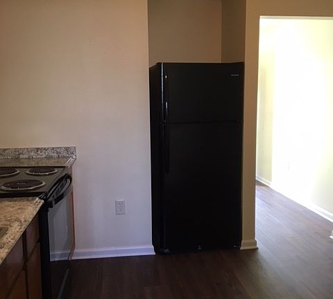 4th image of 326-332 De Armas St #1