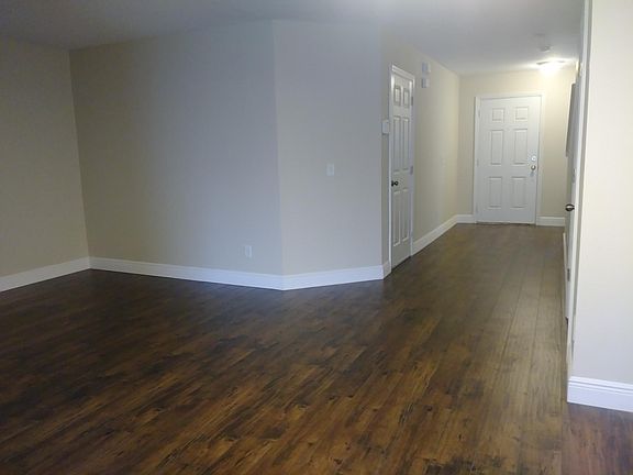 5th image of 757 Cresting Oak Cir #125