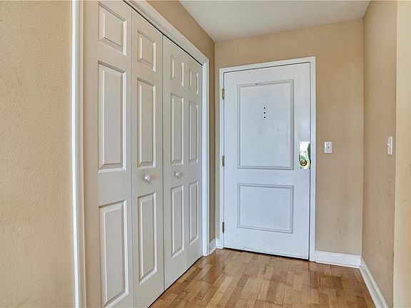 5th image of 345 Bayshore Blvd APT 607