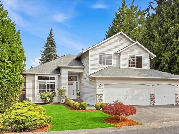 7830 NE 148th St #1, Kenmore, WA 98028