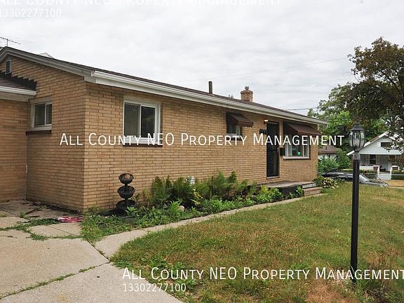 2nd image of 1365 Pontiac Ave