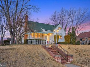 821 N Hanover St, Pottstown, PA 19464