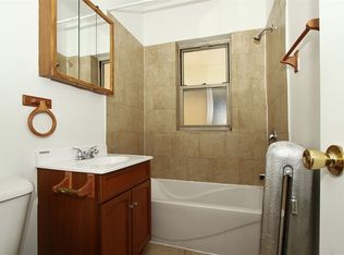 7800 S Michigan, Chicago, IL 60619