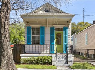 1672 Rousselin Dr, New Orleans, LA 70119