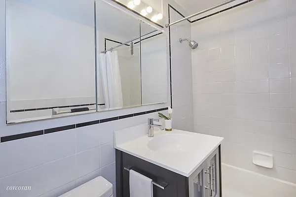 Sold by Corcoran | media 23