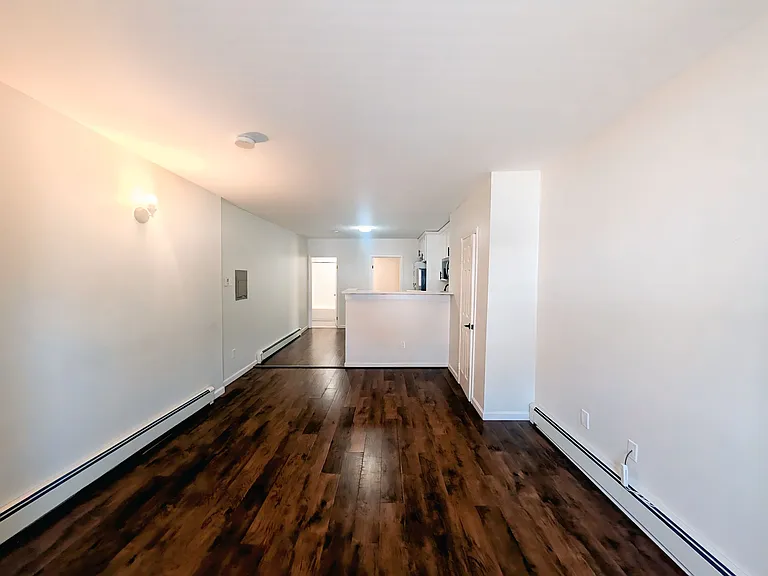25 S Main St #3 — Photo 3