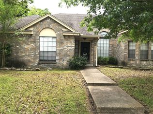 8718 Briarwood Dr, Rowlett, TX 75088