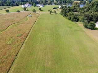 147 Jordan Ln, Kilmarnock, VA 22482