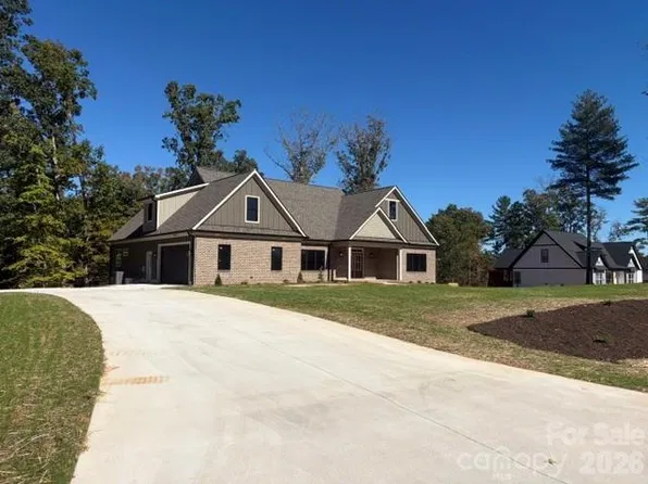 1041 Westward Dr, Granite Falls, NC 28630