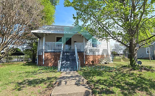 1410 Maple St Photo 1