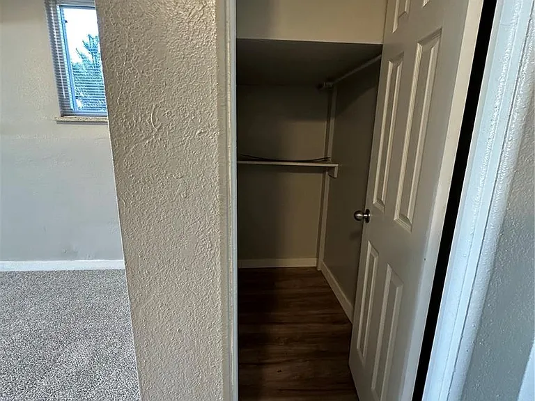 1400 S Clermont St #7 — Photo 4
