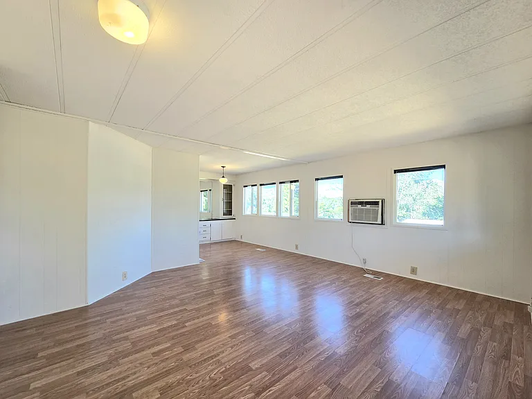 1529 NW Avon Ct — Photo 10