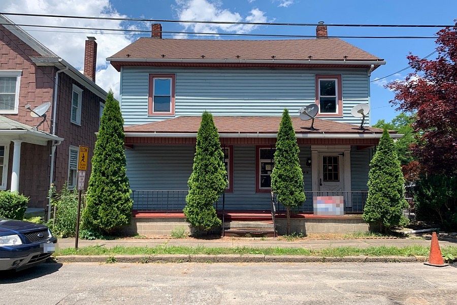 1st image of 1126 Miller St #28