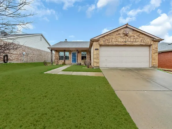8900 Tumbleweed Dr, Aubrey, TX 76227