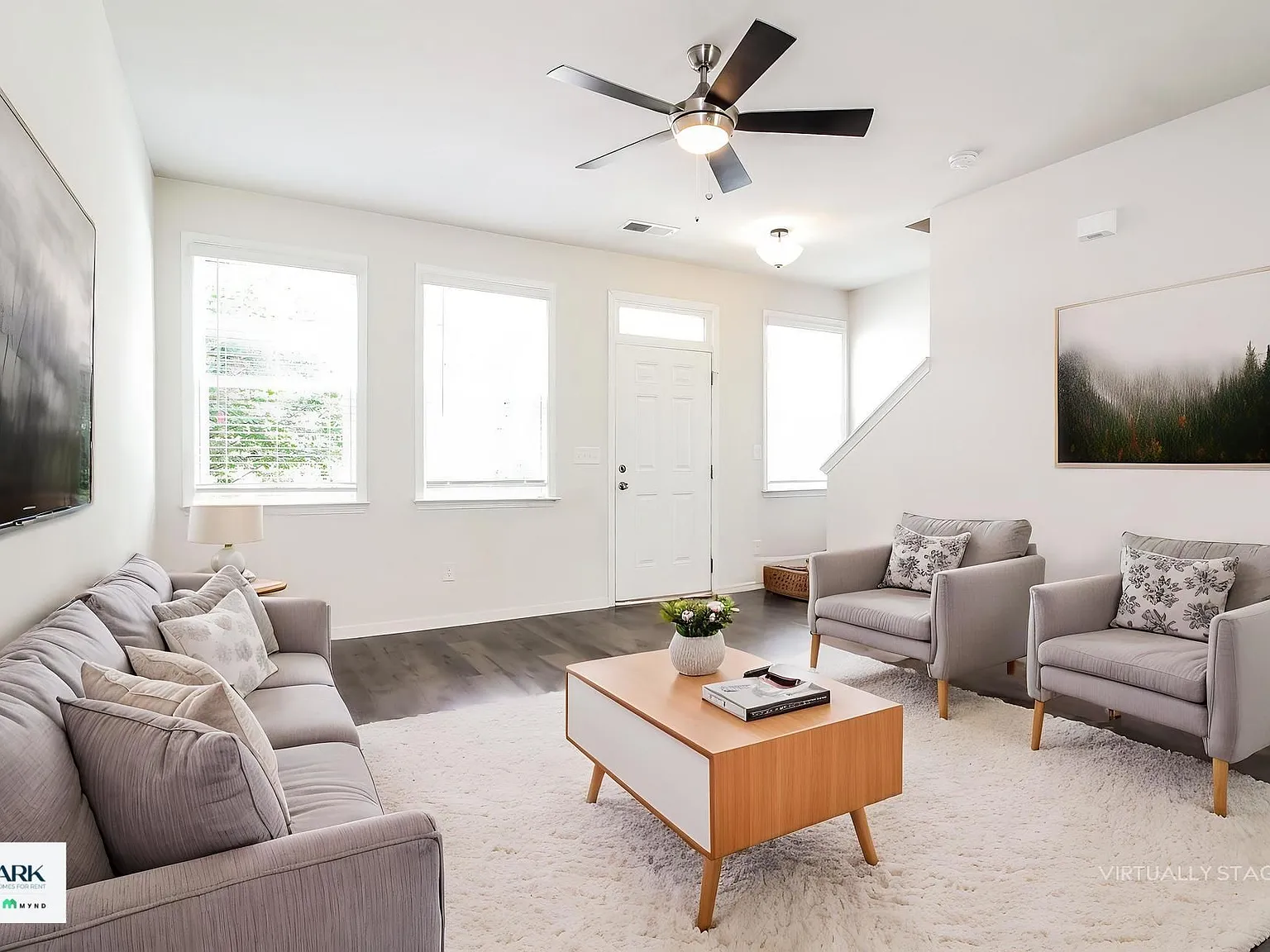 3 bed, 2.0 bath, 1415 sqft, $1,474 — Photo 2