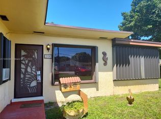 206 SW 3rd St #1-2, Dania, FL 33004