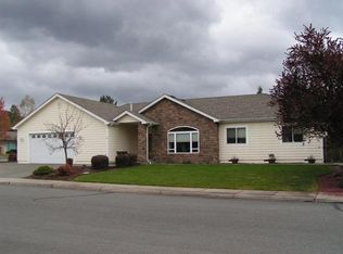 211 Mini Ln, Grants Pass, OR 97527