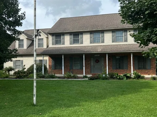 1420 Rohrerstown Rd, Lancaster, PA 17601