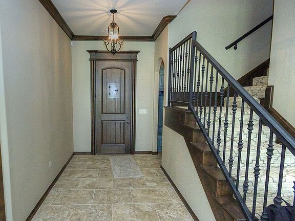 3rd image of 3121 SW 137th St