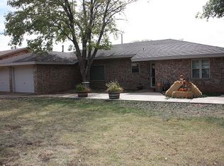 232 E 27th St, Littlefield, TX 79339