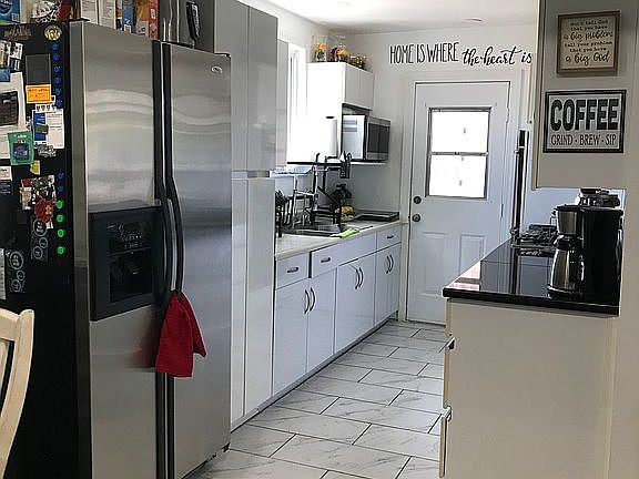 4th image of 11320 Newgate Ave