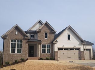 7777 Chadding Dr, Oak Ridge, NC 27310