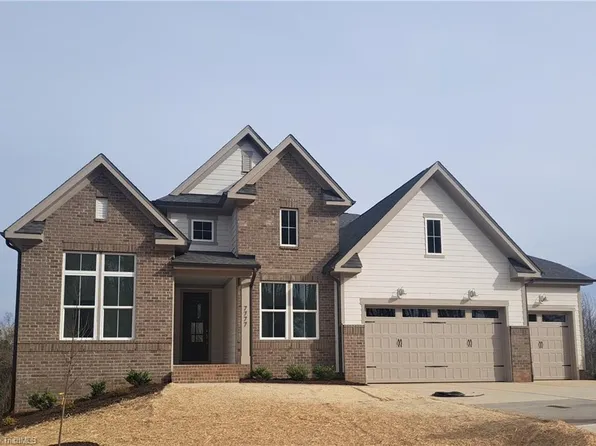 7777 Chadding Dr, Oak Ridge, NC 27310