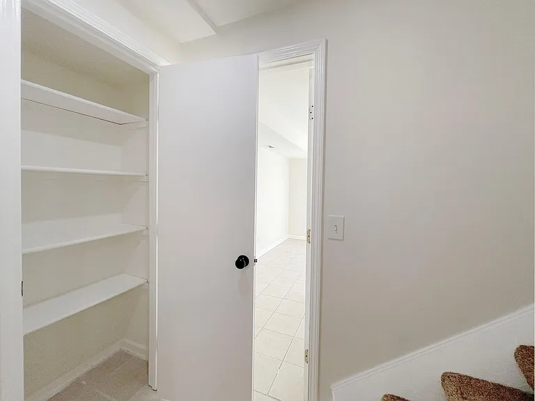 1415 La Chateau Dr — Photo 44