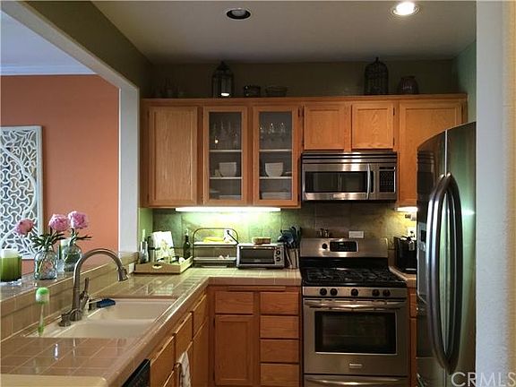 3rd image of 22 Trofello Ln