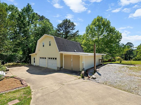 5th image of 515 Poplar Dr