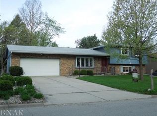119 S Orr Dr, Normal, IL 61761
