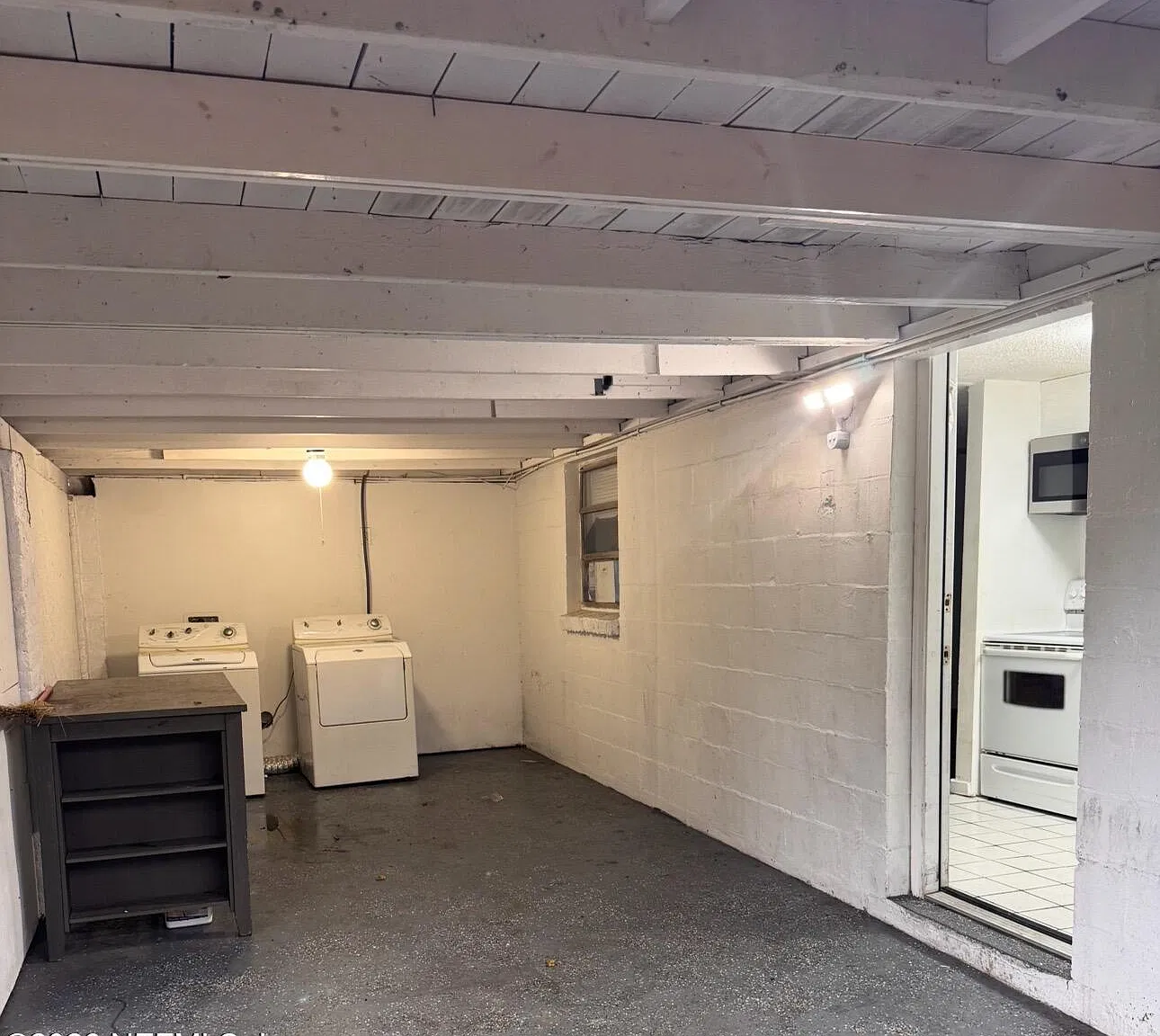 3 bed, 1.0 bath, 1400 sqft, $1,850 — Photo 4