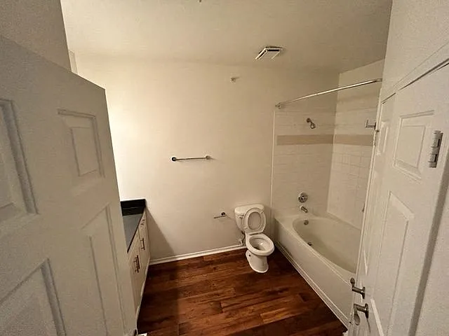 Wesley St. James Apartments at Sandy Springs — Photo 176