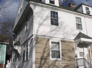 9 Oakland St, Roxbury, MA 02119