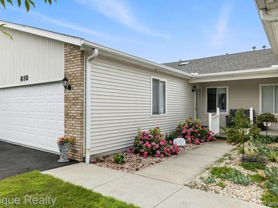 810 Crystal Ln, Marysville, MI, 48040