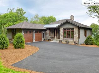 2004 Moon Run, Linville, NC 28646