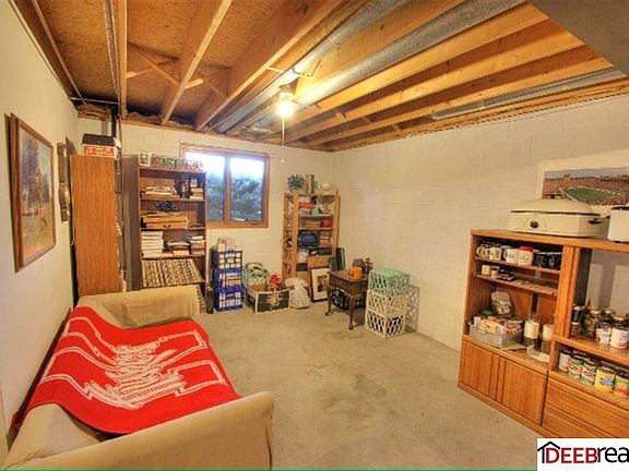 5th image of 3312 S 133rd St