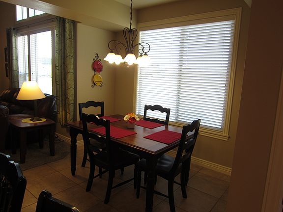 5th image of 716 W Mystic Brook Way
