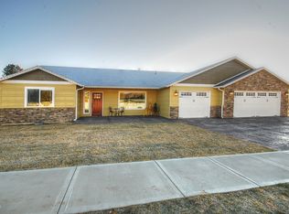 51 Sun Valley Dr, Wenatchee, WA 98801