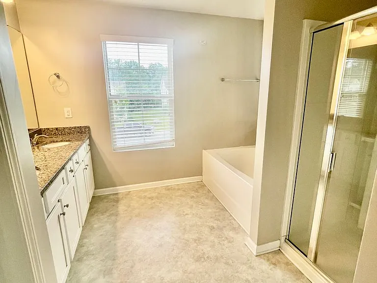 1214 Oak Haven Dr — Photo 14