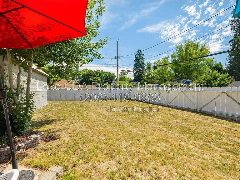 1202 N C St — Photo 24
