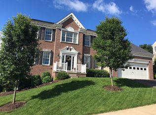 5054 Stags Leap Ln, Coraopolis, PA
