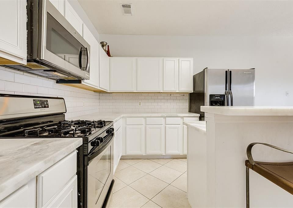 1st image of 3706 Windlewood Dr