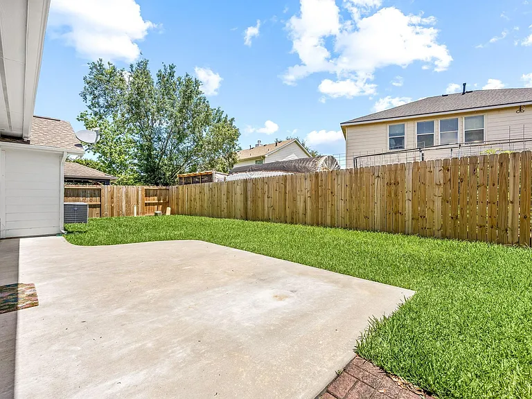 21623 Dalton Spring Ln — Photo 32