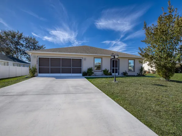 1432 SW Leisure Lane, Port St Lucie, FL 34953